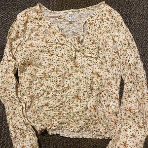 Floral blouse top